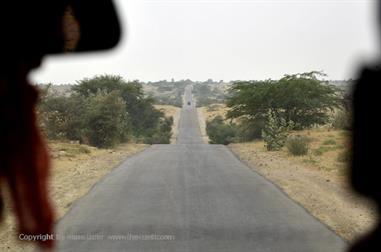 01 PKW-Reise_Jaisalmer-Kuri_DSC3299_b_H600